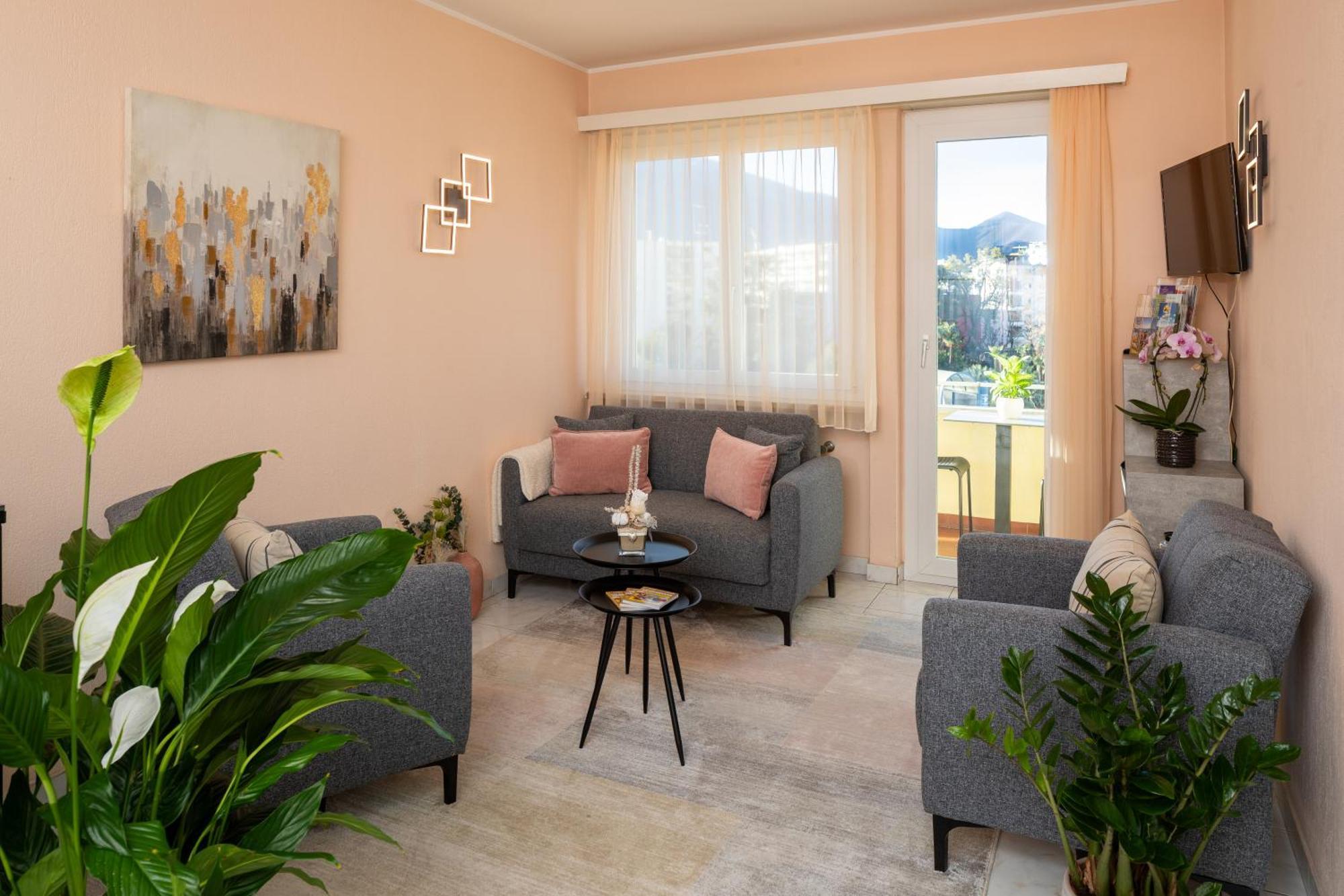 Hotel Rondinella לוקרנו מראה חיצוני תמונה