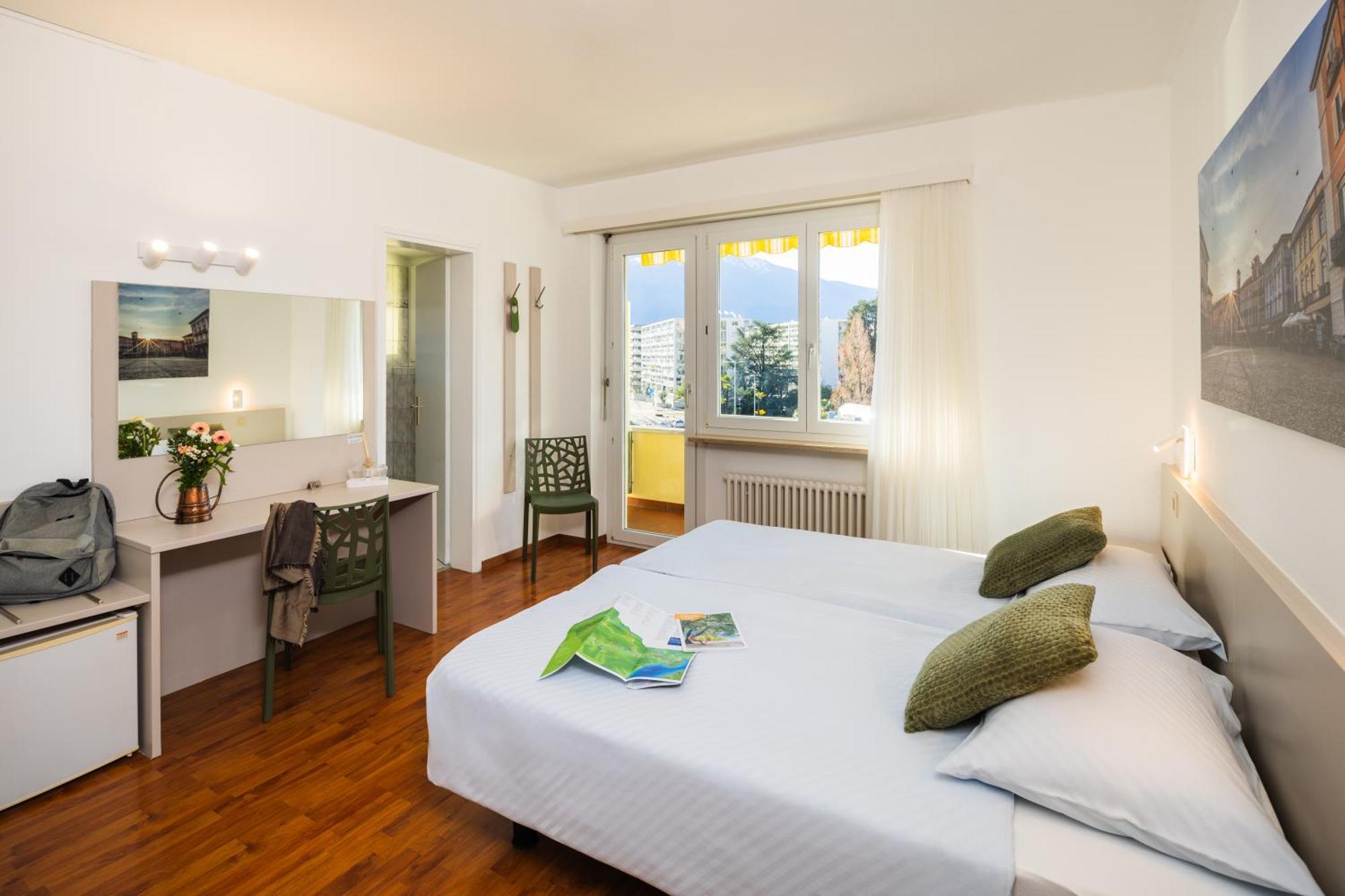 Hotel Rondinella לוקרנו מראה חיצוני תמונה
